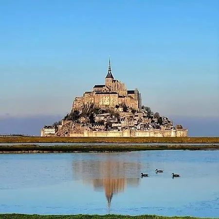 Proche Mont St Michel, Privatif En Option ,st Malo Chalet *
